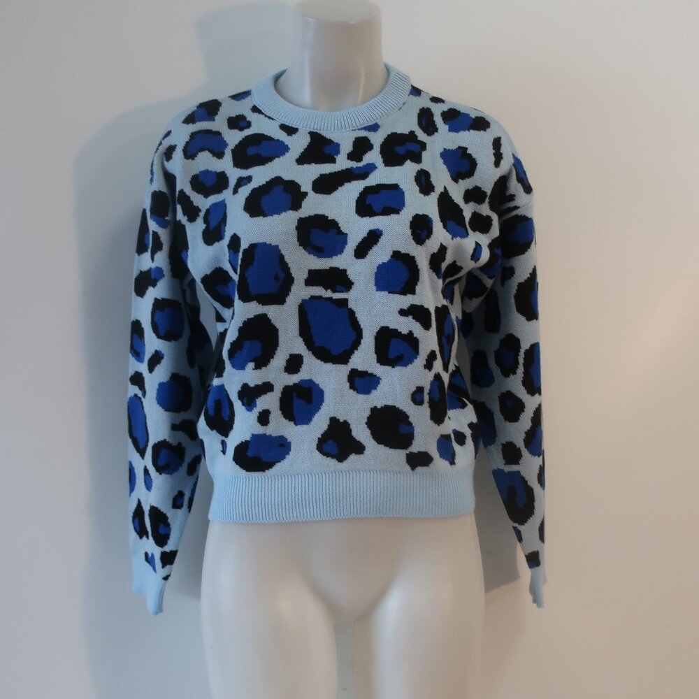 NWT Womens The Tellier Amur/Equus Blue Leopard Sweater M